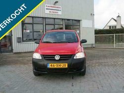 Rood Gebruikt 2007 VW Fox Trendline Hatchback | € 1.599 (Eerlijke prijs)