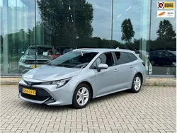 Grijs Gebruikt 2021 Toyota Corolla Business Edition Stationwagen | € 19.750 (Goede deal)