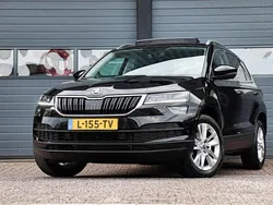 Zwart Gebruikt 2021 Skoda Karoq SUV | € 23.950 (Goede deal)