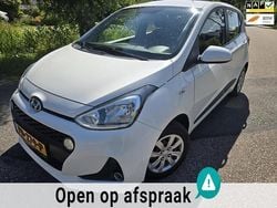 Wit Gebruikt 2017 Hyundai i10 GO! Hatchback | € 4.750 (Eerlijke prijs)