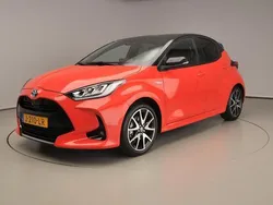 Rood Gebruikt 2021 Toyota Yaris Edition Hatchback | € 20.900 (Eerlijke prijs)