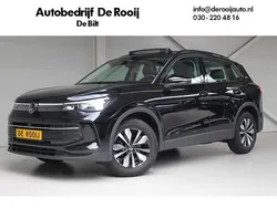 Zwart Gebruikt 2024 VW Tiguan Edition SUV | € 44.950 (Eerlijke prijs)