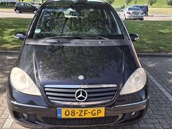 Zwart Gebruikt 2008 Mercedes 170 Avantgarde Stationwagen | € 1.250