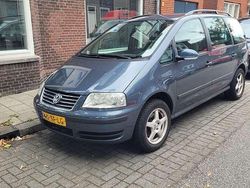 Grijs Gebruikt 2006 VW Sharan Trendline MPV | € 1.299