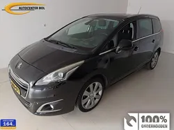 Zwart Gebruikt 2016 Peugeot 5008 MPV | € 10.330 (Duur)