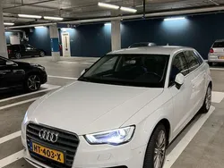 Gebruikt 2015 Audi A3 Sportback Ambiente Stationwagen | € 11.999 (Eerlijke prijs)