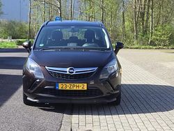 Bruin Gebruikt 2013 Opel Zafira Tourer Design Edition MPV | € 7.449 (Eerlijke prijs)