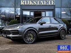 Grijs Gebruikt 2019 Porsche Cayenne Sport SUV | € 59.900 (Goede deal)