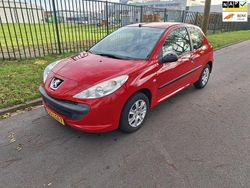 Rood Gebruikt 2010 Peugeot 206 Hatchback | € 1.950