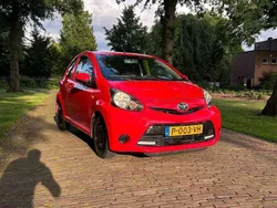 Rood Gebruikt 2012 Toyota Aygo Comfort Hatchback | € 3.000 (Goede deal)