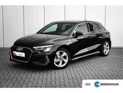 Zwart, metallic lak Gebruikt 2023 Audi A3 Sportback S-Line Hatchback | € 30.450 (Goede deal)