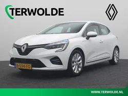 Wit Gebruikt 2021 Renault Clio V Intens Hatchback | € 11.945 (Eerlijke prijs)