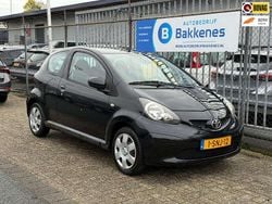 Zwart Gebruikt 2006 Toyota Aygo Hatchback | € 1.495 (Goede deal)