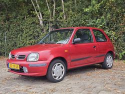 Rood Gebruikt 1998 Nissan Micra Hatchback | € 2.250 (Duur)