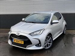 Grijs Gebruikt 2021 Toyota Yaris Hybrid Edition Hatchback | € 22.749 (Iets duurder)