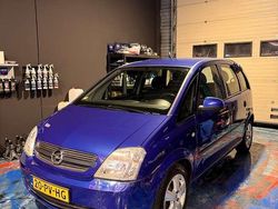 Blauw Gebruikt 2004 Opel Meriva MPV | € 2.150 (Eerlijke prijs)
