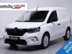 Wit Nieuw 2024 Renault Kangoo MPV | € 19.600 (Goede deal)