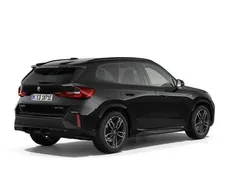 Zwart Nieuw 2025 BMW iX1 M Sport SUV | € 58.620 (Super prijs)