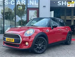 Rood Gebruikt 2016 Mini Cooper Business Hatchback | € 8.999