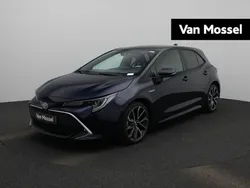 Blauw Gebruikt 2021 Toyota Corolla Premium Hatchback | € 21.900 (Goede deal)