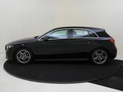 Zwart Gebruikt 2019 Mercedes A180 Business Hatchback | € 23.945 (Eerlijke prijs)