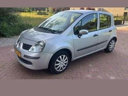 Grijs Gebruikt 2007 Renault Modus MPV | € 1.350 (Eerlijke prijs)