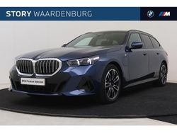 Blauw Gebruikt 2025 BMW 530e M Sport Stationwagen | € 67.495