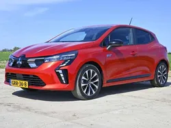 Rood Nieuw 2024 Mitsubishi Colt Intense Hatchback | € 24.950 (Eerlijke prijs)