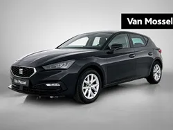 Zwart Gebruikt 2022 Seat Leon Business Hatchback | € 18.944 (Eerlijke prijs)