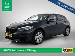 Zwart, metallic lak Gebruikt 2023 BMW 116 Basis Hatchback | € 24.945 (Goede deal)