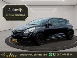 Zwart Gebruikt 2015 Renault Clio IV R.S. Hatchback | € 13.395 (Eerlijke prijs)