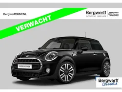 Zwart Gebruikt 2021 Mini Cooper S Comfort Hatchback | € 27.875 (Goede deal)