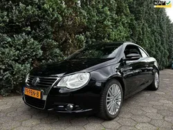 Zwart, metallic lak Gebruikt 2011 VW Eos Highline Cabriolet | € 7.000 (Goede deal)