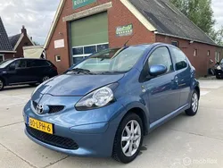 Blauw Gebruikt 2009 Toyota Aygo Comfort Hatchback | € 1.950 (Goede deal)