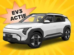 Ivory silver glossy (zilver metallic) Nieuw 2025 Kia EV3 2 SUV | € 39.490