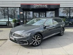 Grijs Gebruikt 2020 VW Passat GTE Stationwagen | € 23.450 (Eerlijke prijs)