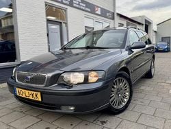 Grijs (metallic) Gebruikt 2003 Volvo V70 Stationwagen | € 5.449 (Eerlijke prijs)