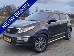 Zwart Gebruikt 2015 Kia Sportage Comfort SUV | € 9.950 (Eerlijke prijs)