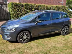 Grijs Gebruikt 2017 Renault Clio GrandTour Stationwagen | € 6.250 (Super prijs)