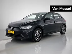 Zwart Gebruikt 2023 VW Polo Business Hatchback | € 21.900 (Eerlijke prijs)