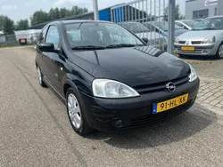 Zwart Gebruikt 2001 Opel Corsa Elegance Hatchback | € 1.800 (Iets duurder)