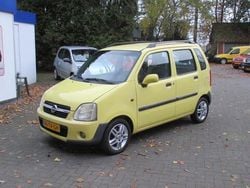 Geel Gebruikt 2007 Opel Agila Hatchback | € 1.399 (Eerlijke prijs)