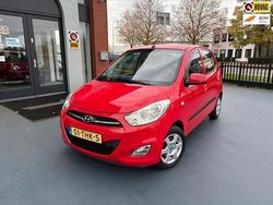 Rood Gebruikt 2012 Hyundai i10 Hatchback | € 3.950 (Eerlijke prijs)