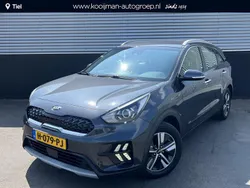 Grijs Gebruikt 2020 Kia Niro SUV | € 21.400 (Eerlijke prijs)