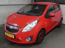 Rood Gebruikt 2010 Chevrolet Spark Hatchback | € 1.999 (Eerlijke prijs)