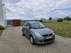 Grijs Gebruikt 2007 Suzuki Swift Exclusive Hatchback | € 4.450 (Eerlijke prijs)