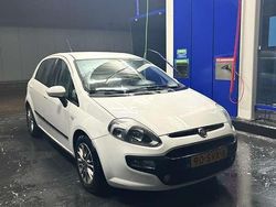 Wit Gebruikt 2011 Fiat Punto Racing MPV | € 3.399