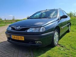 Blauw Gebruikt 1995 Renault Laguna Hatchback | € 2.750