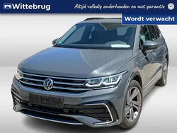 Grijs Gebruikt 2021 VW Tiguan R-line SUV | € 38.950 (Eerlijke prijs)
