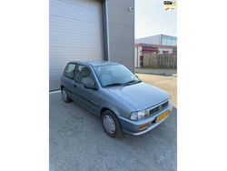Grijs Gebruikt 2001 Suzuki Alto Hatchback | € 850 (Eerlijke prijs)